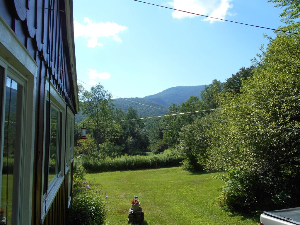 8010 Sandgate Road Manchester, VT 05255 - Photo 11 of 14 Gallery Image 11