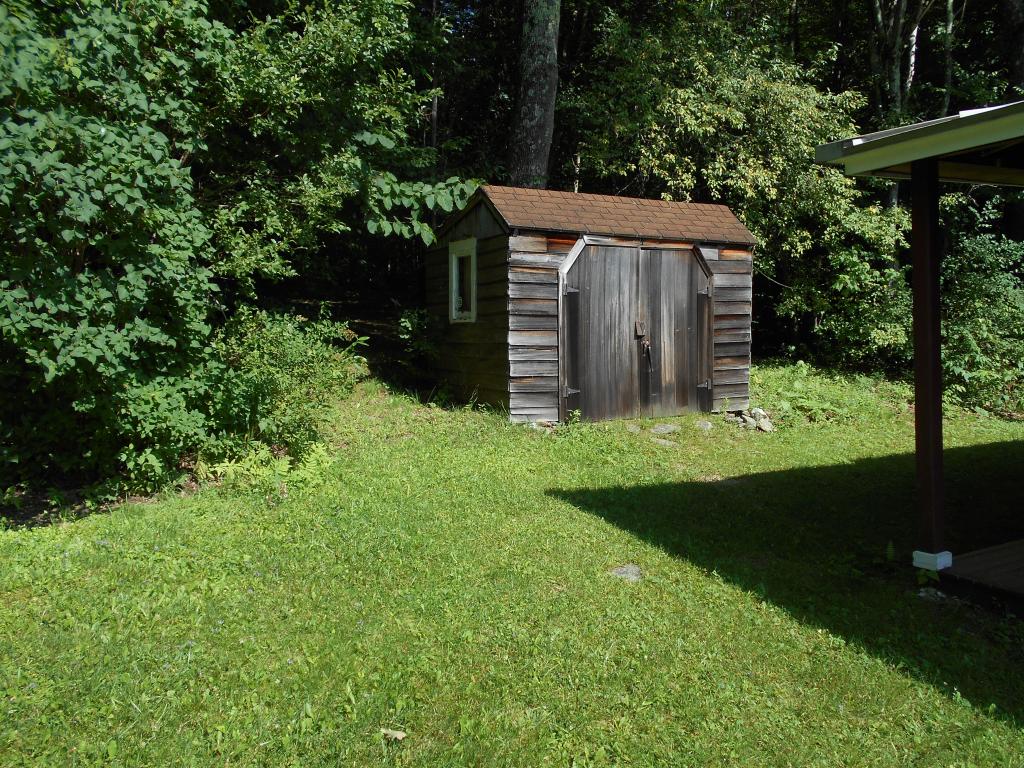 8010 Sandgate Road Manchester, VT 05255 - Photo 13 of 14 Gallery Image 13