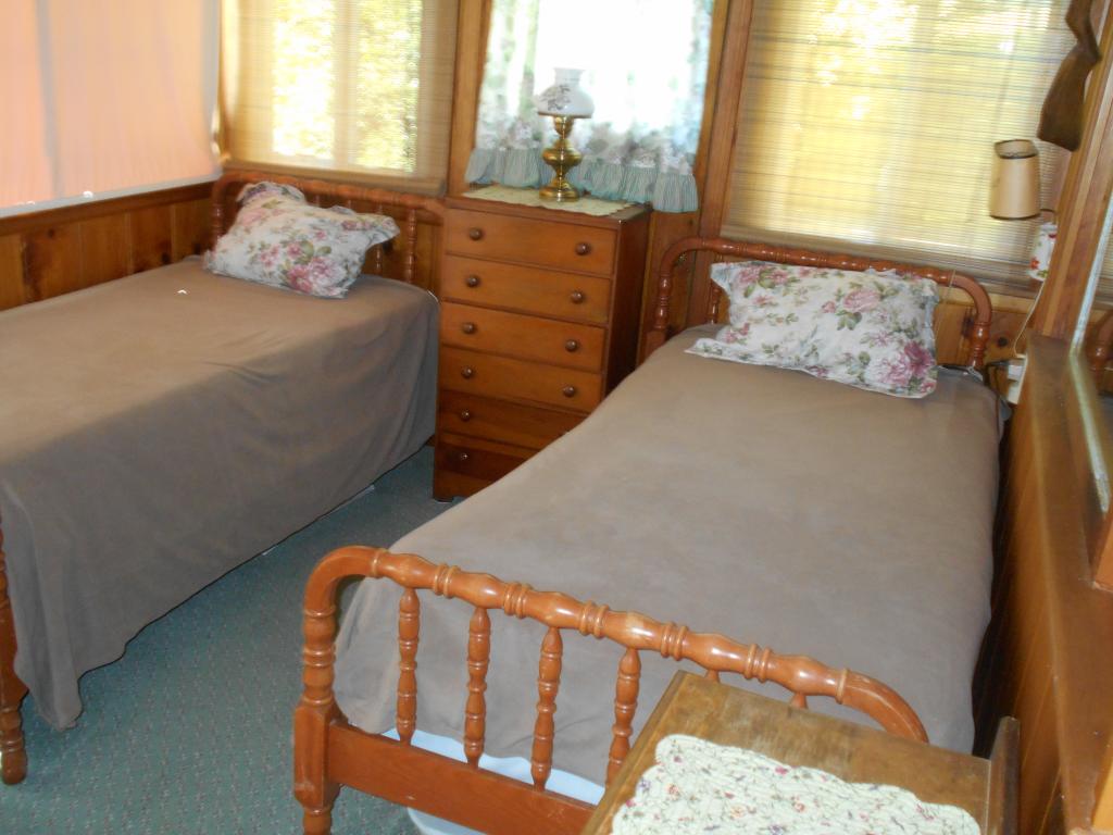 8010 Sandgate Road Manchester, VT 05255 - Photo 9 of 14 Gallery Image 9