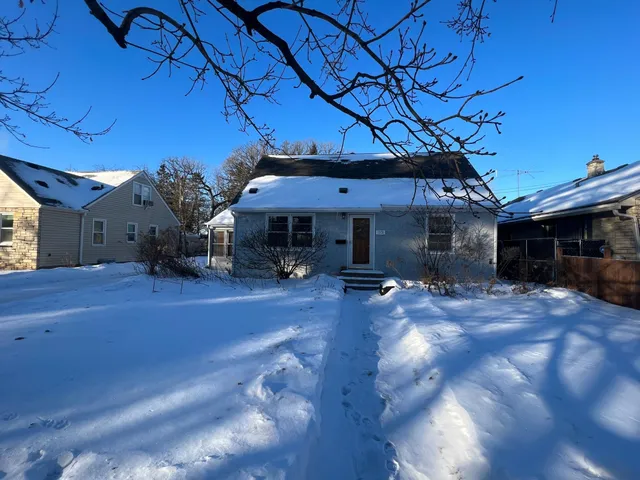 $349,000 | 1331 South Murray Street, St. Paul, MN 55116