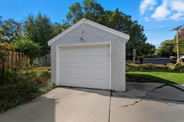 $349,000 | 1331 South Murray Street, St. Paul, MN 55116