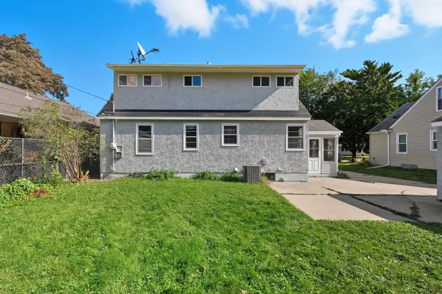 $349,000 | 1331 South Murray Street, St. Paul, MN 55116