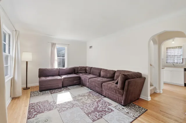 $349,000 | 1331 South Murray Street, St. Paul, MN 55116