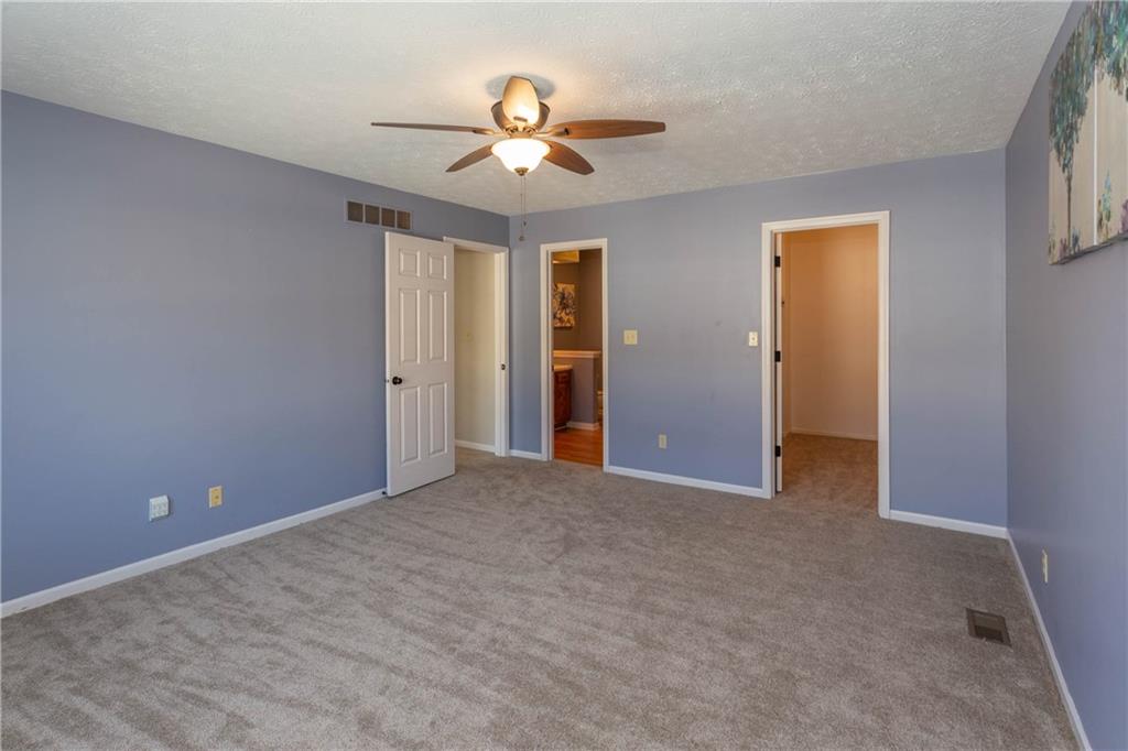 9539 Maple Way Indianapolis, IN 46268 - Photo 15 of 24