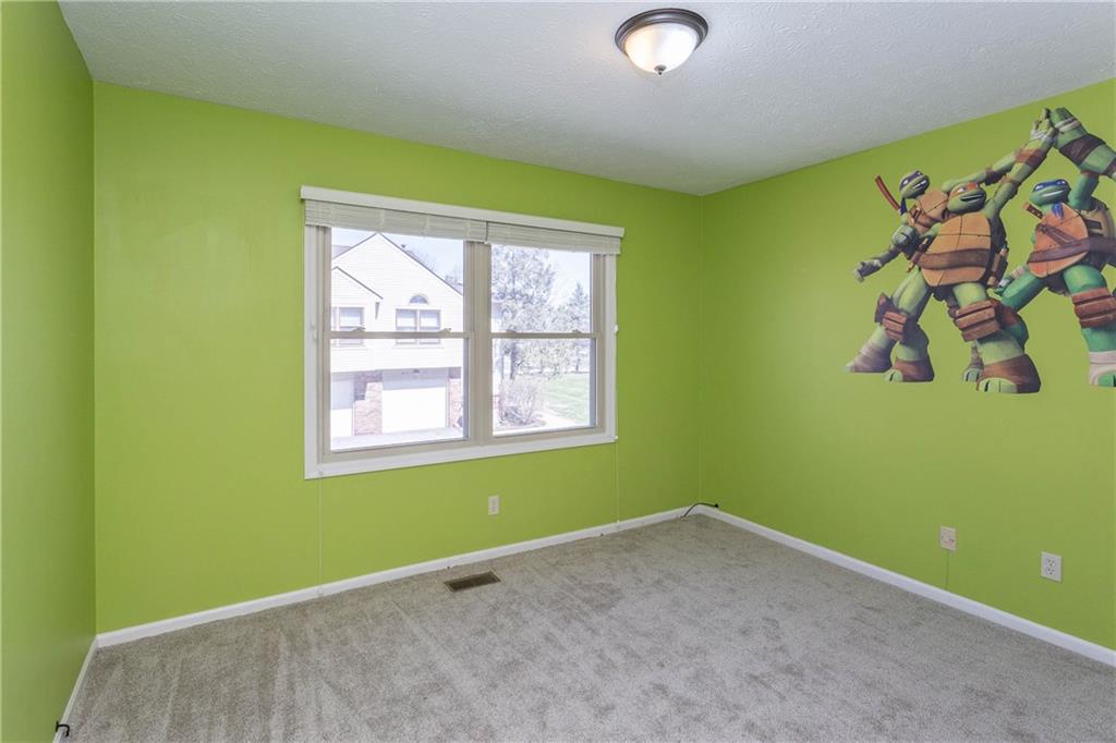 9539 Maple Way Indianapolis, IN 46268 - Photo 19 of 24