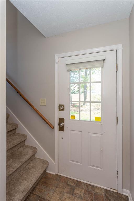 9539 Maple Way Indianapolis, IN 46268 - Photo 4 of 24