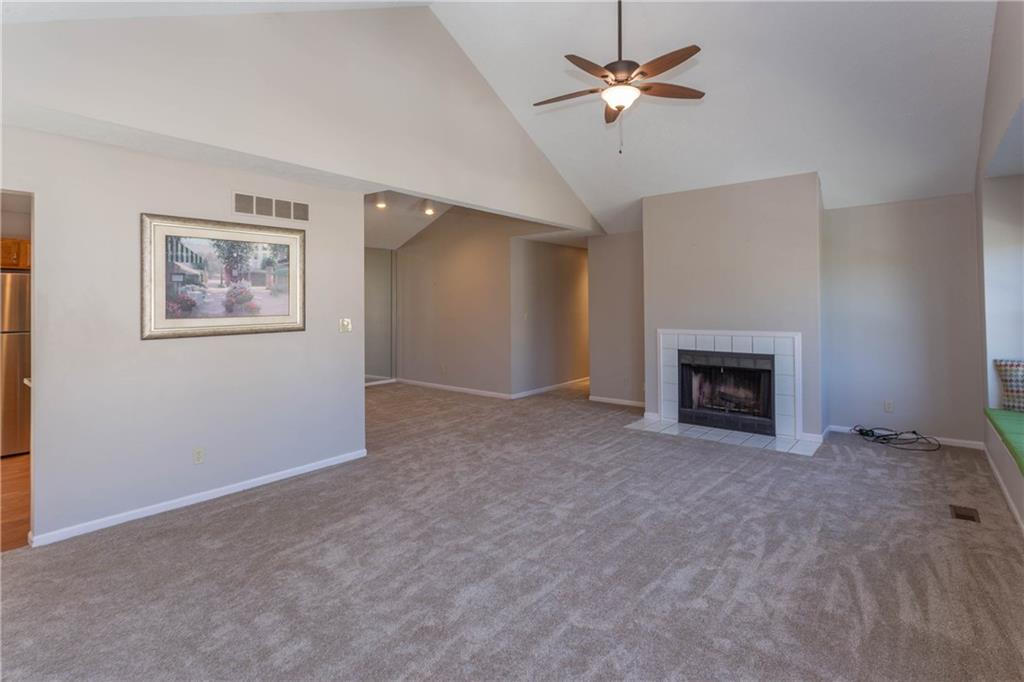9539 Maple Way Indianapolis, IN 46268 - Photo 7 of 24