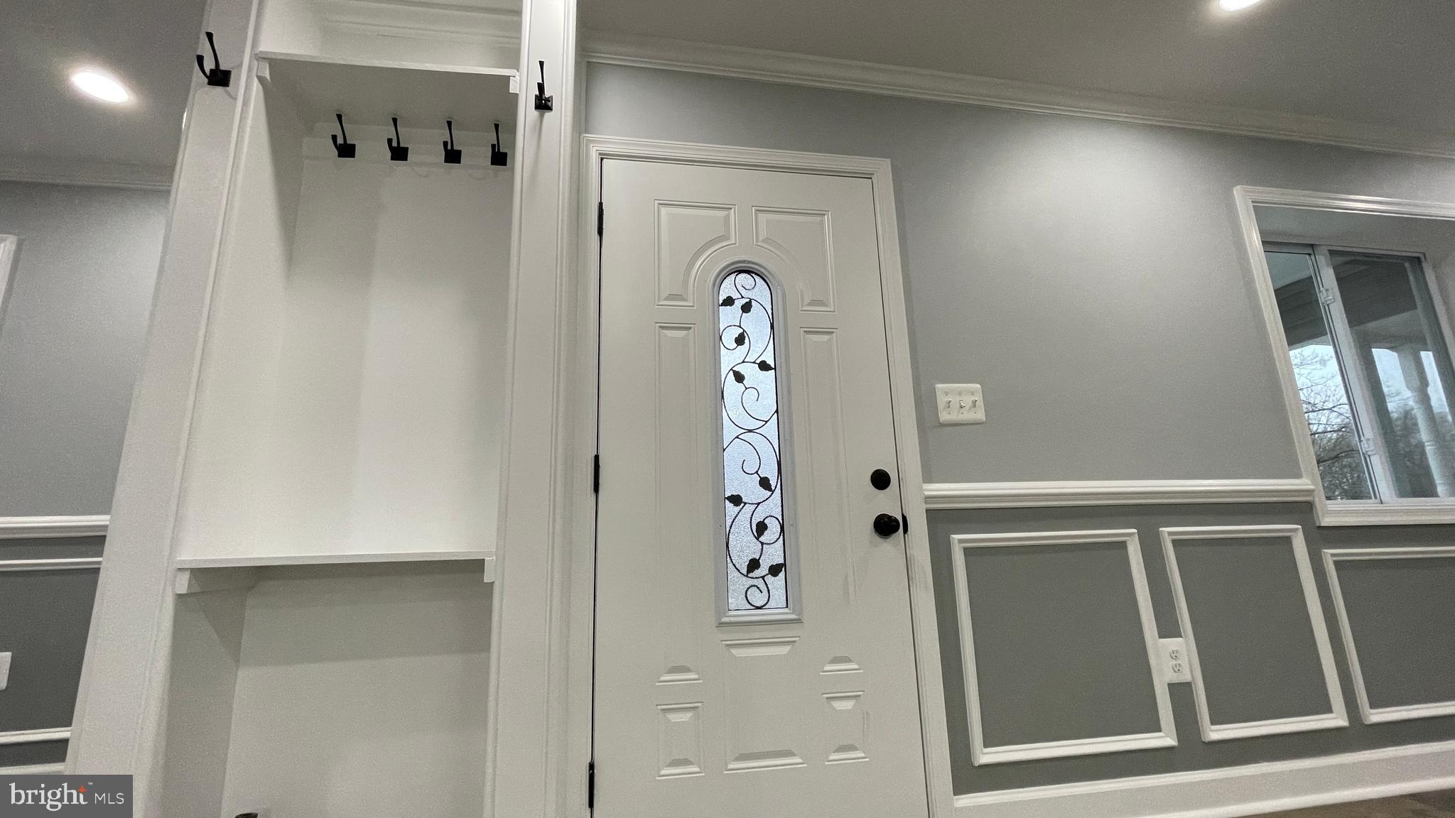 606 Meadow Road Baltimore, MD 21206 - Photo 4 of 49