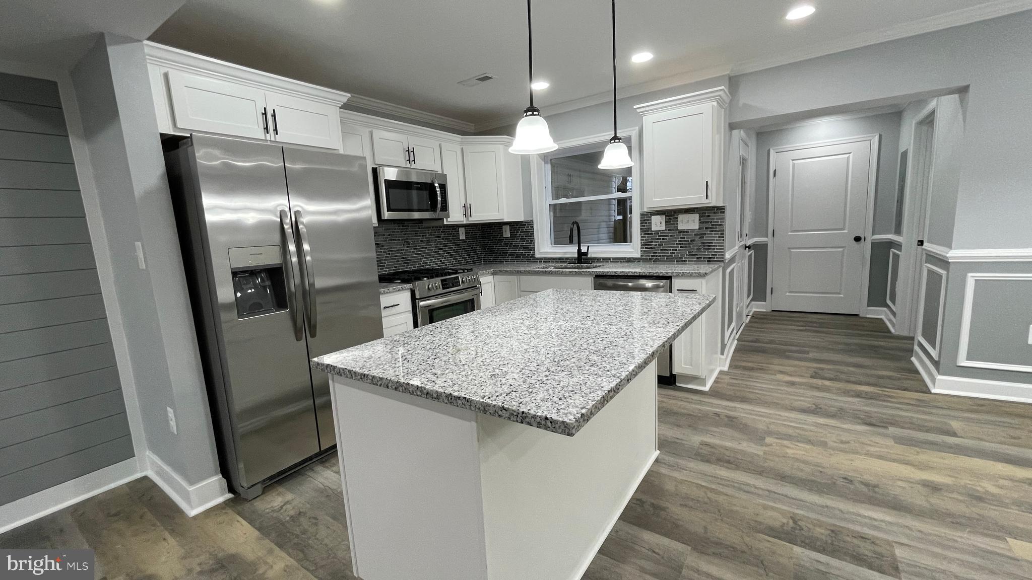 606 Meadow Road Baltimore, MD 21206 - Photo 5 of 49