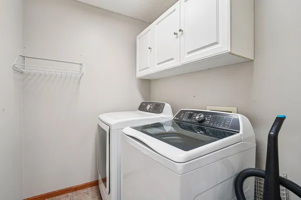 $310,000 | 2147 St Johns Alcove, Woodbury, MN 55129