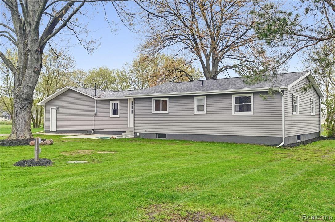 4810 South Byron Road Durand, MI 48429 - Photo 3 of 21 CNG_4971_2_3.jpg
