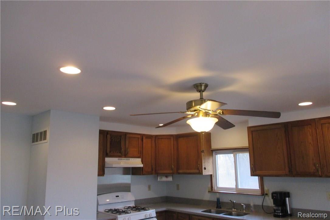 5250 Martus Road North Branch, MI 48461 - Photo 18 of 38 5250 Martus - 22.JPG