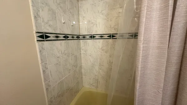 $1,850 | 915 Edgell Road, Unit 64, Framingham, MA 01701