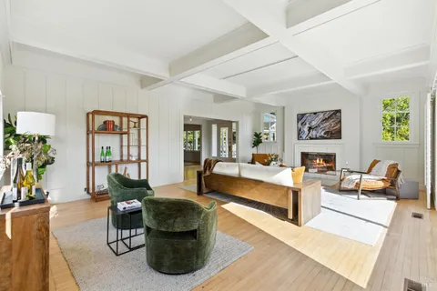 $2,700,000 | 3337 Shoreline Highway, Stinson Beach, CA 94970