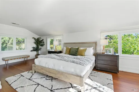 $2,700,000 | 3337 Shoreline Highway, Stinson Beach, CA 94970