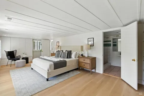 $2,700,000 | 3337 Shoreline Highway, Stinson Beach, CA 94970