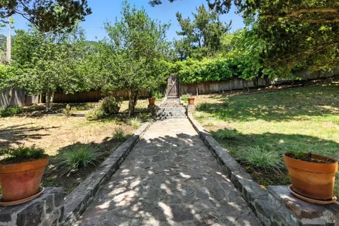 $2,700,000 | 3337 Shoreline Highway, Stinson Beach, CA 94970