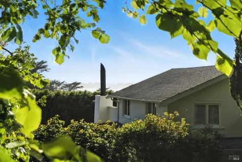 $2,700,000 | 3337 Shoreline Highway, Stinson Beach, CA 94970