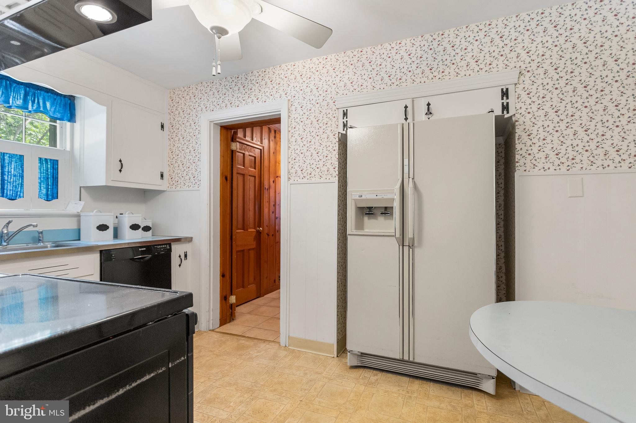 10 Green Valley Road Wallingford, PA 19086 - Photo 10 of 29