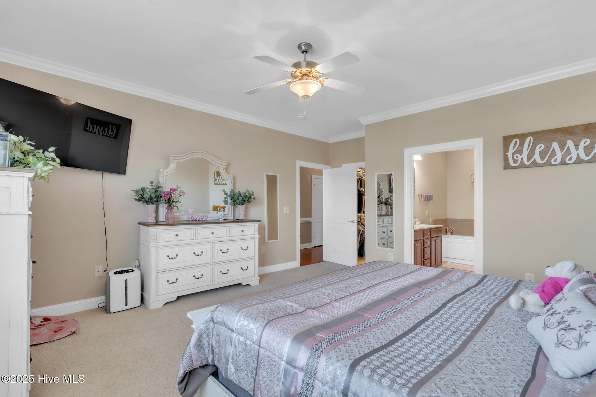 124 Gallery Drive, Unit 302 Spring Lake, NC 28390 - Photo 15 of 32 Master Bedroom