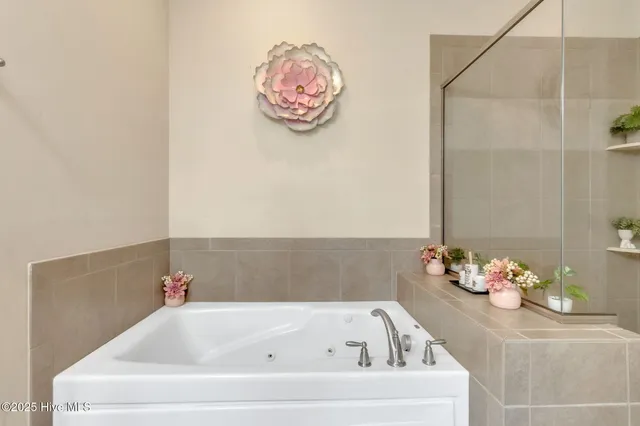 $1,600 | 124 Gallery Drive, Unit 302, Spring Lake, NC 28390