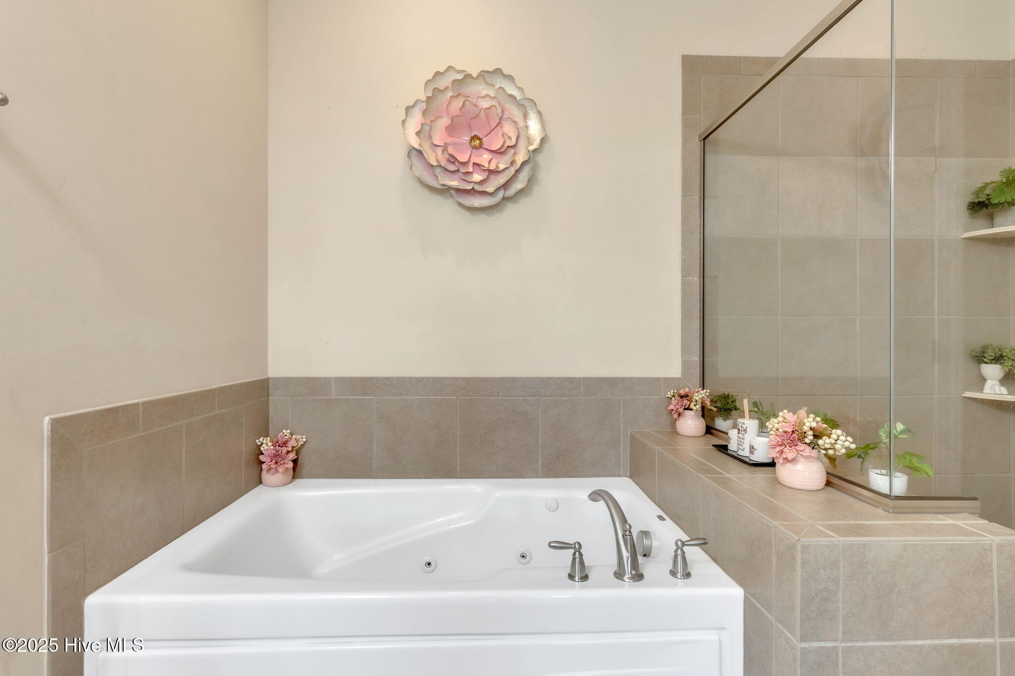 124 Gallery Drive, Unit 302 Spring Lake, NC 28390 - Photo 17 of 32 Master Bathroom