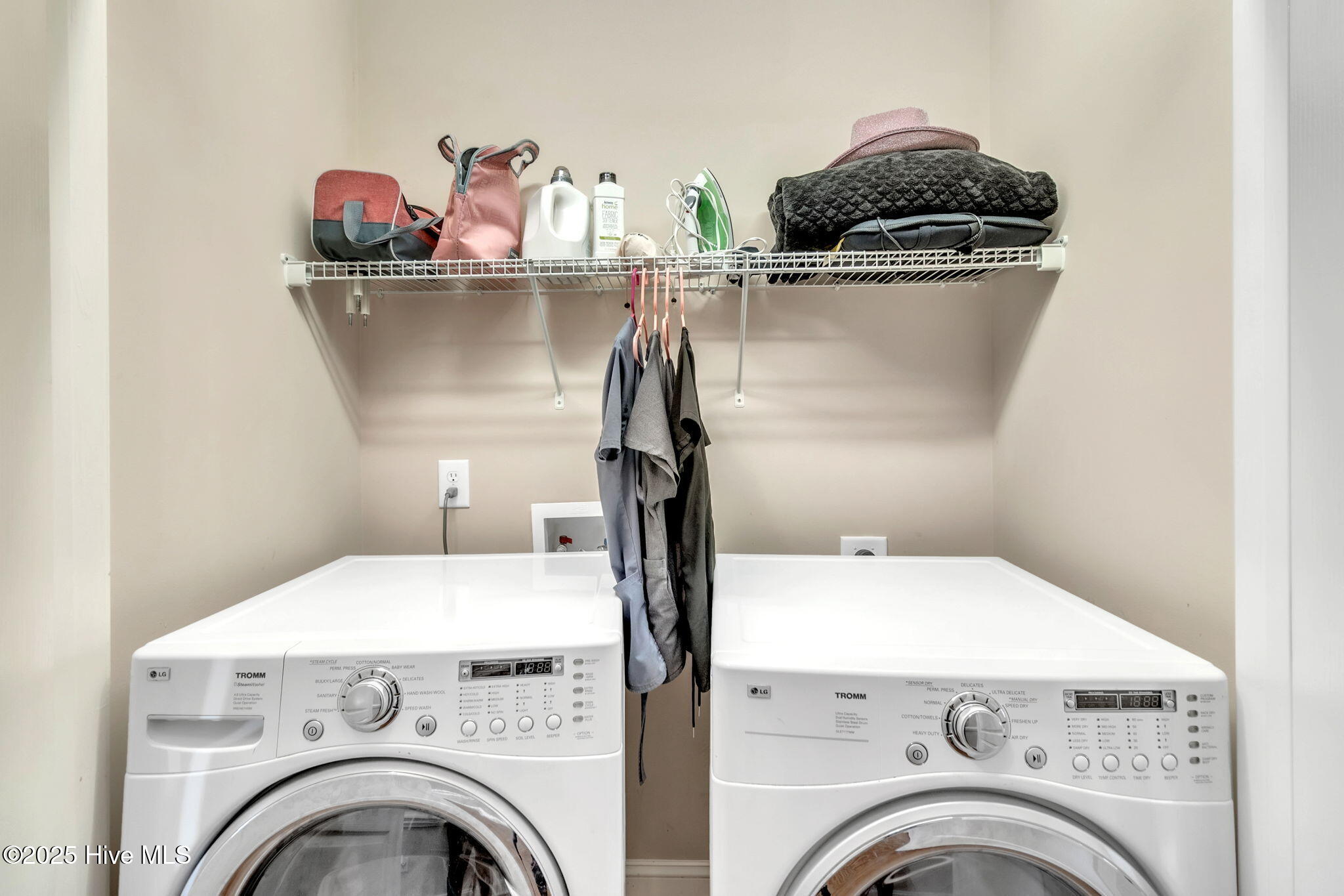 124 Gallery Drive, Unit 302 Spring Lake, NC 28390 - Photo 26 of 32 Laundry Room