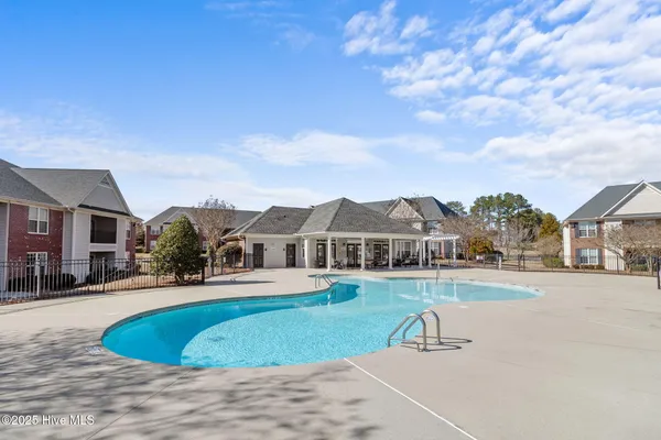 $1,600 | 124 Gallery Drive, Unit 302, Spring Lake, NC 28390