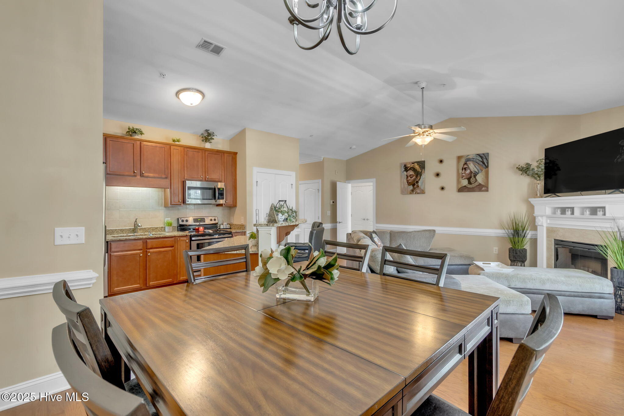 124 Gallery Drive, Unit 302 Spring Lake, NC 28390 - Photo 8 of 32 Dining Area