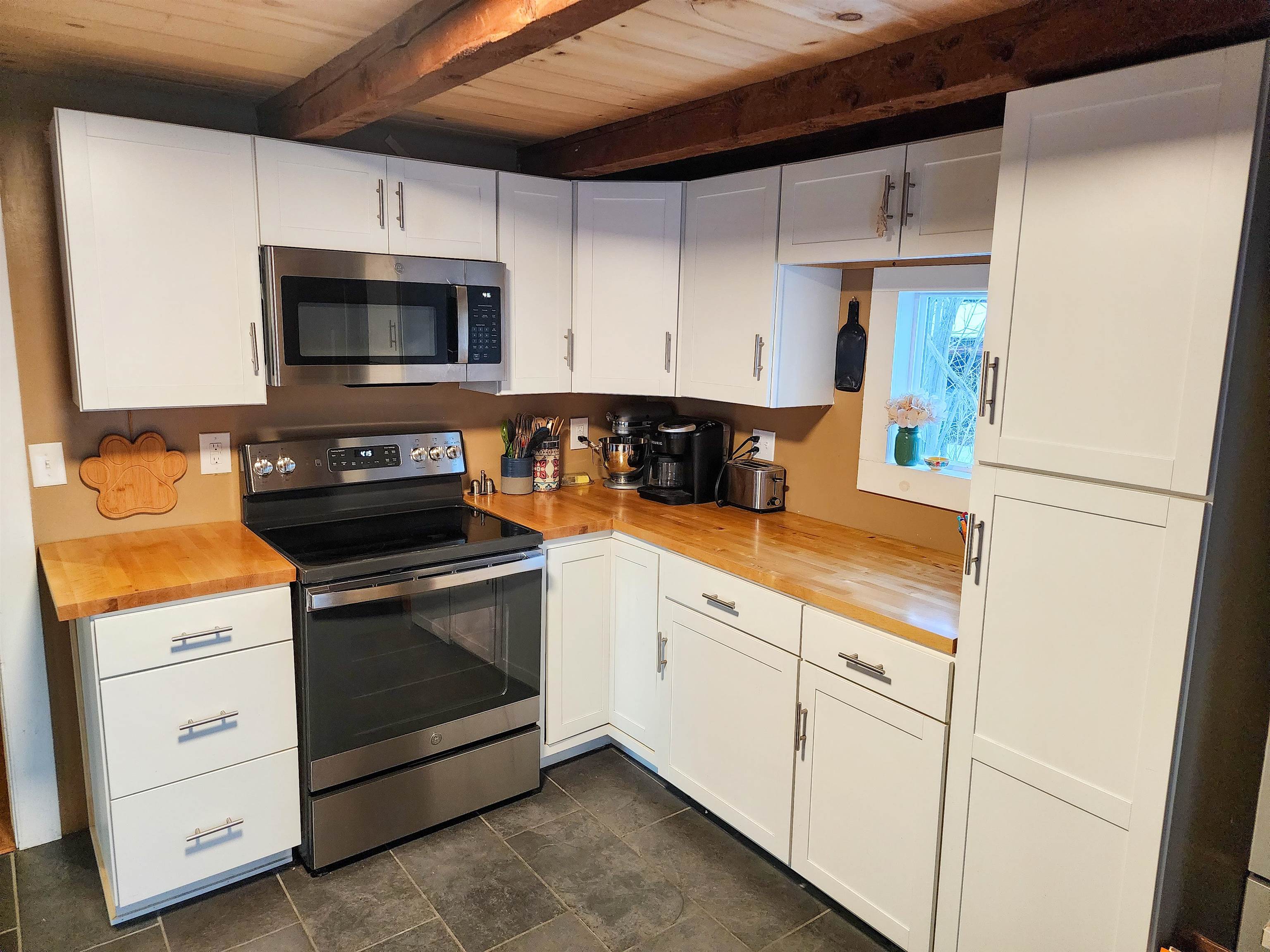 239 Fairground Road Bradford, VT 05033 - Photo 5 of 27 Gallery Image 5