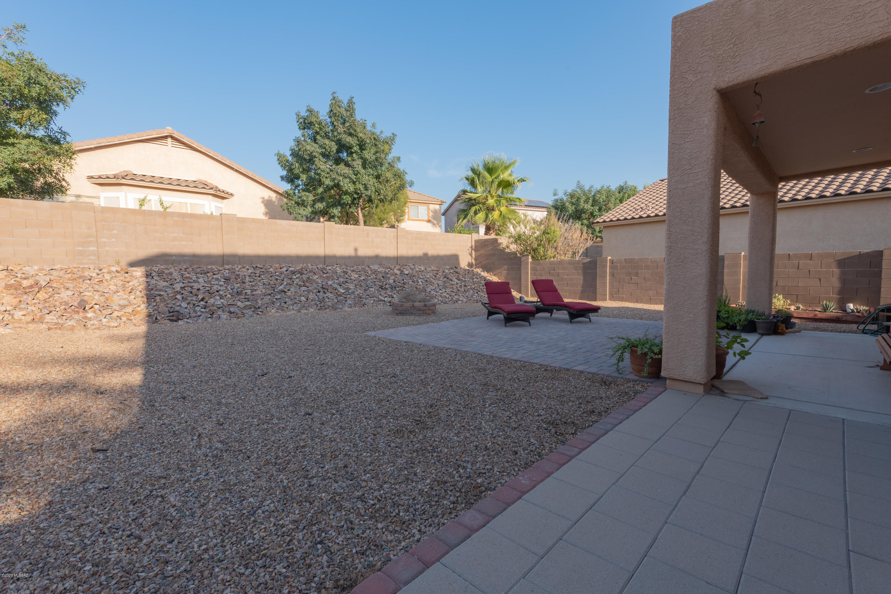 12910 Bloomington Loop Oro Valley, AZ 85755 - Photo 11 of 30 a view of a yard