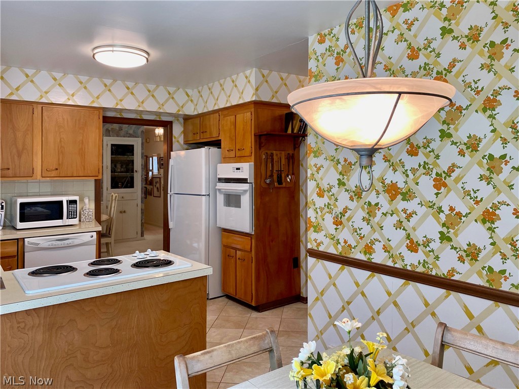 663 Garnette Road Akron, OH 44313 - Photo 10 of 22 Gallery Image 10