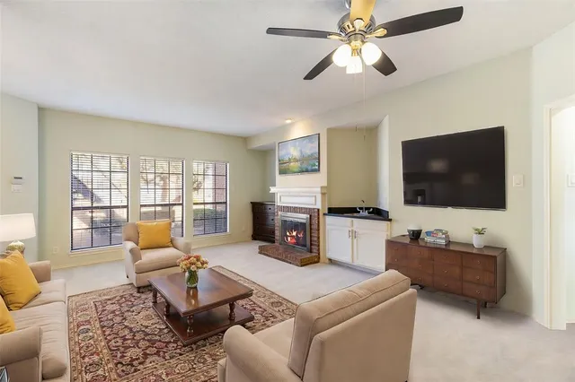 $245,500 | 3101 Townbluff Drive, Unit 1013, Plano, TX 75075