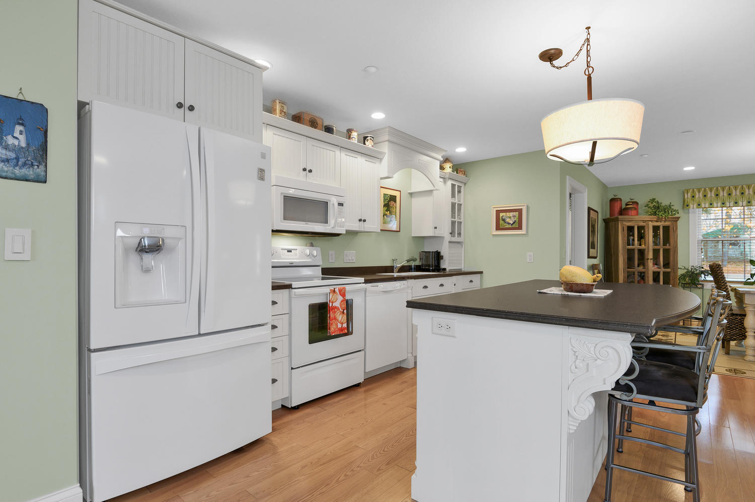 330 Main Street, Unit 3 Cumberland Center, ME 04021 - Photo 13 of 28 330 Main St Unit 3 Cumberland-large-012-