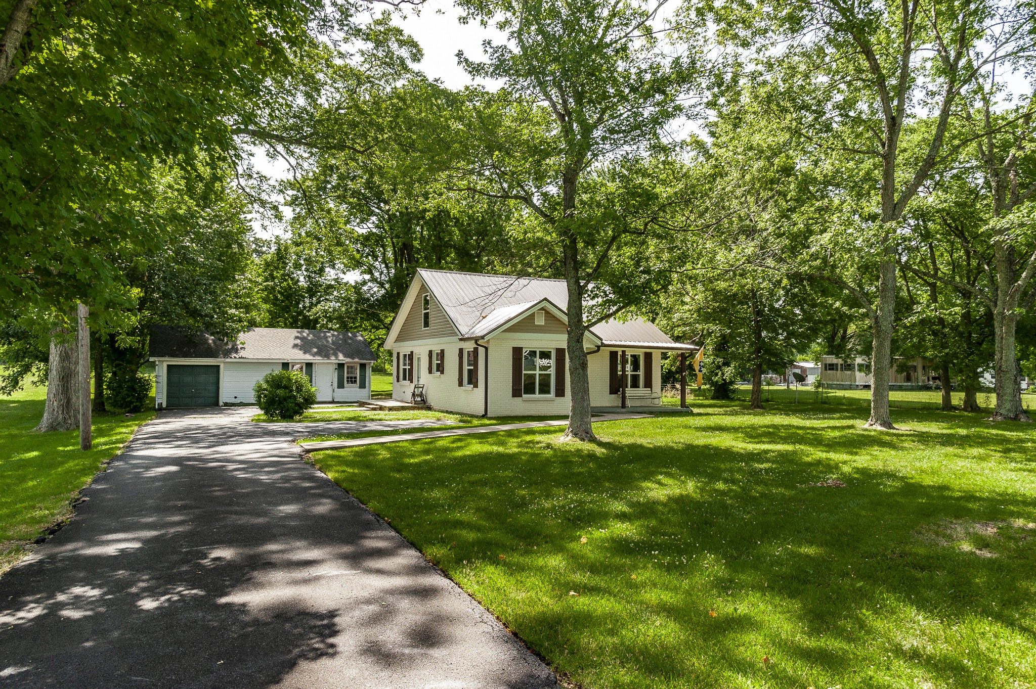 4751 Highway 431 Springfield, TN 37172 - Photo 1 of 51 Gallery Image 1