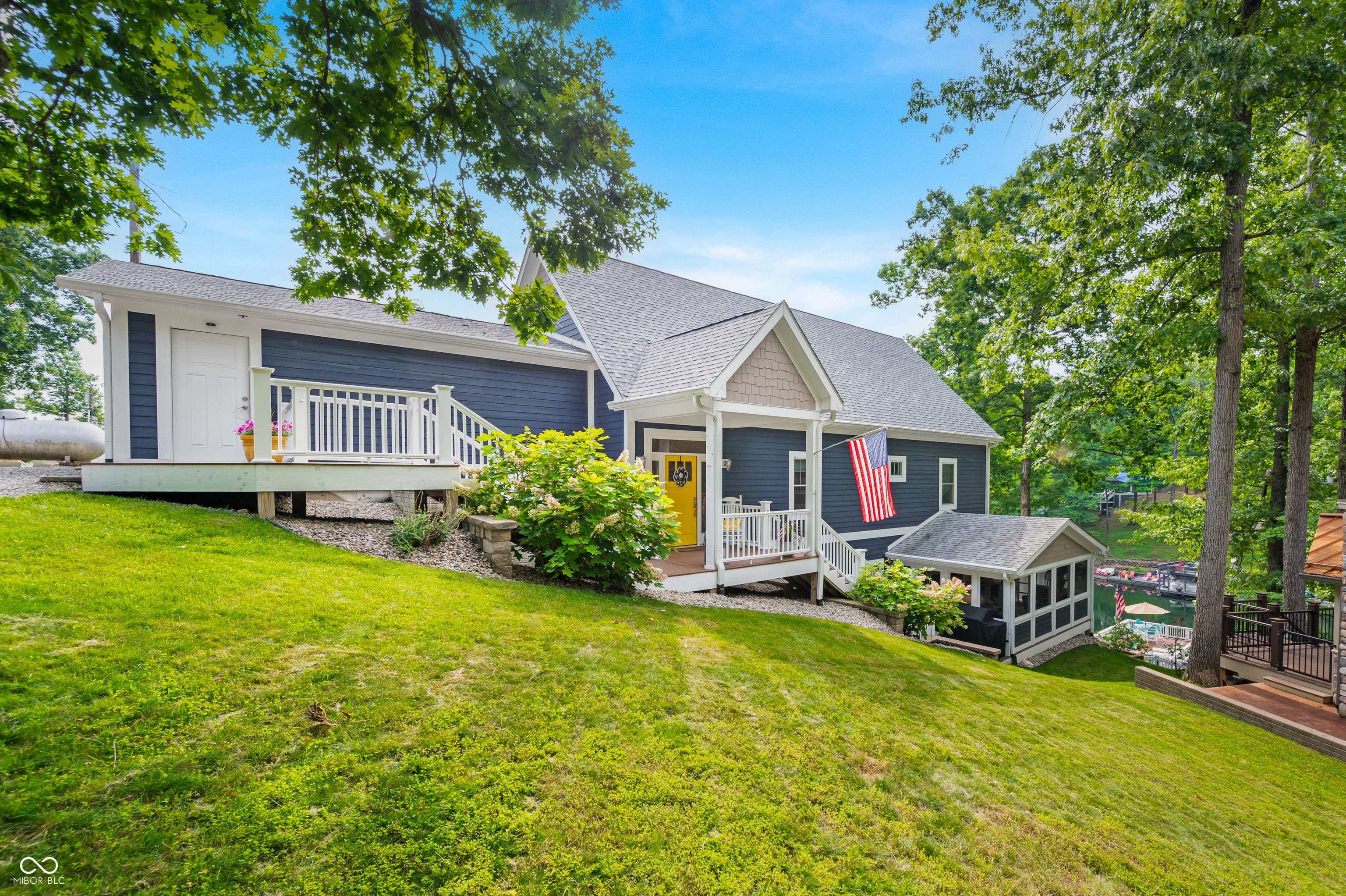 7433 Hummingbird Drive Nineveh, IN 46164 - Photo 2 of 146