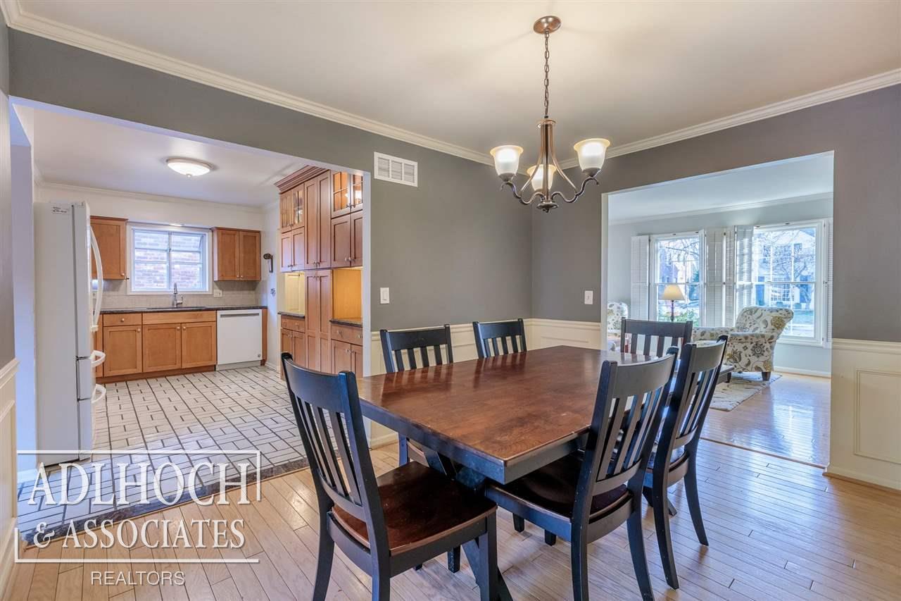 318 Moran Road Grosse Pointe, MI 48236 - Photo 7 of 24 50035643-7.JPG