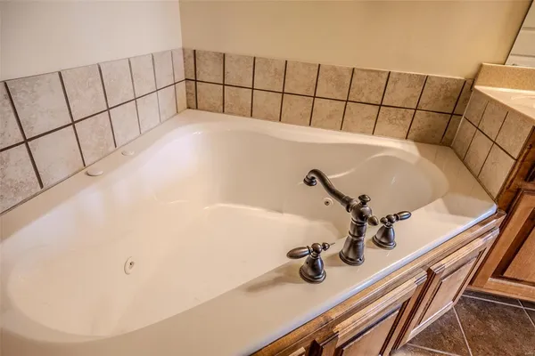 $799,000 | 10637 Hwy Tt, Grovespring, MO 65662