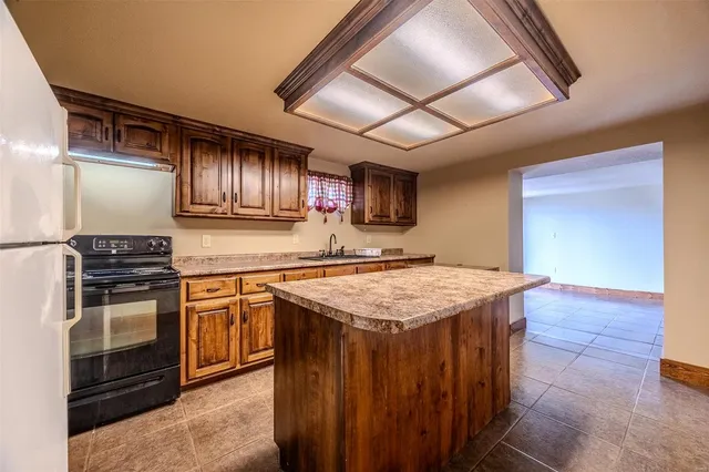 $799,000 | 10637 Hwy Tt, Grovespring, MO 65662