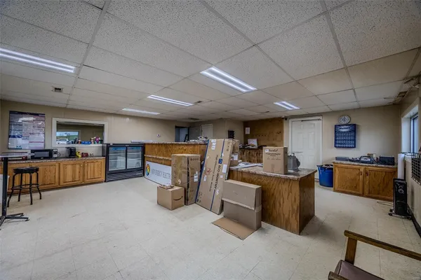 $799,000 | 10637 Hwy Tt, Grovespring, MO 65662