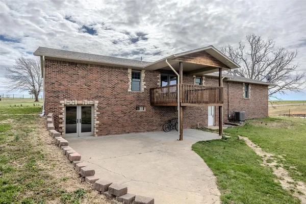 $799,000 | 10637 Hwy Tt, Grovespring, MO 65662