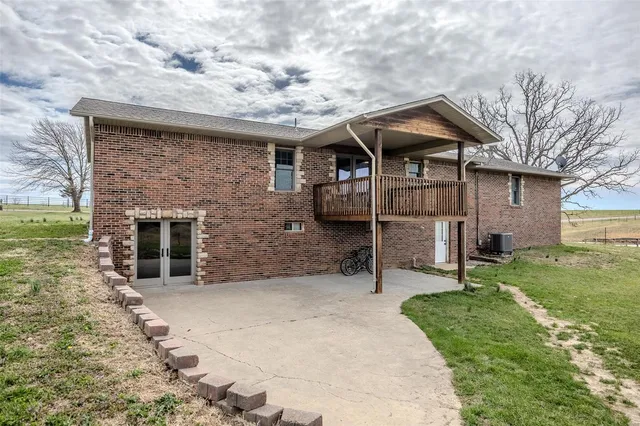 $799,000 | 10637 Hwy Tt, Grovespring, MO 65662