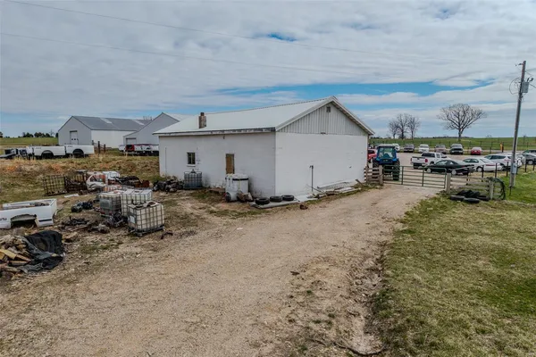 $799,000 | 10637 Hwy Tt, Grovespring, MO 65662