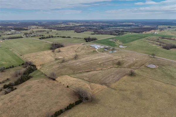 $799,000 | 10637 Hwy Tt, Grovespring, MO 65662