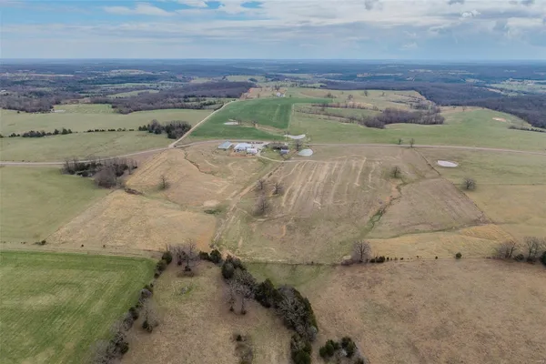 $799,000 | 10637 Hwy Tt, Grovespring, MO 65662