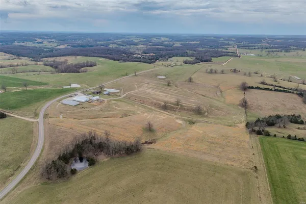 $799,000 | 10637 Hwy Tt, Grovespring, MO 65662