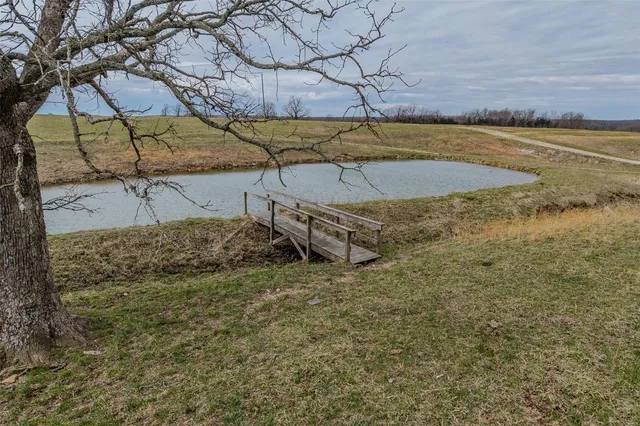 $799,000 | 10637 Hwy Tt, Grovespring, MO 65662