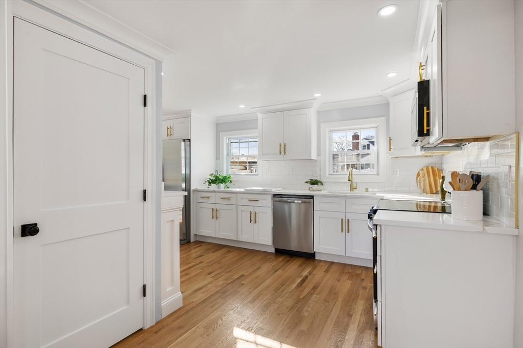 20 Nason Road Saugus, MA 01906 - Photo 9 of 38 Gallery Image 9