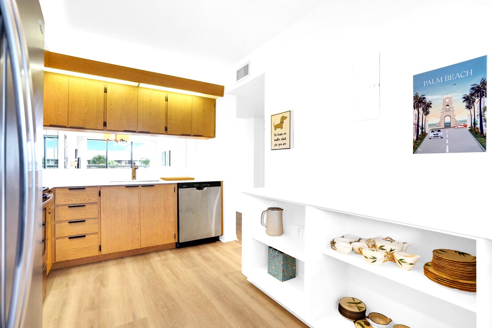 2601 Village Boulevard, Unit 404 West Palm Beach, FL 33409 - Photo 6 of 39 Kitchen