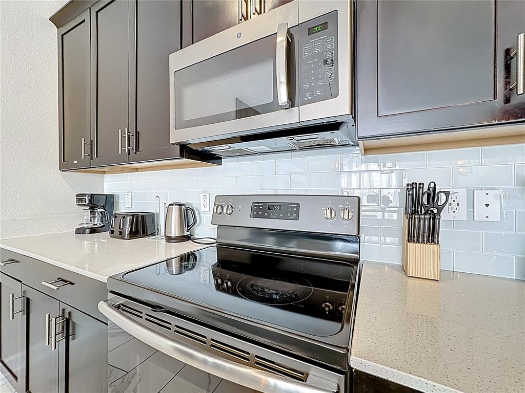 4829 Romeo Circle Kissimmee, FL 34746 - Photo 11 of 59